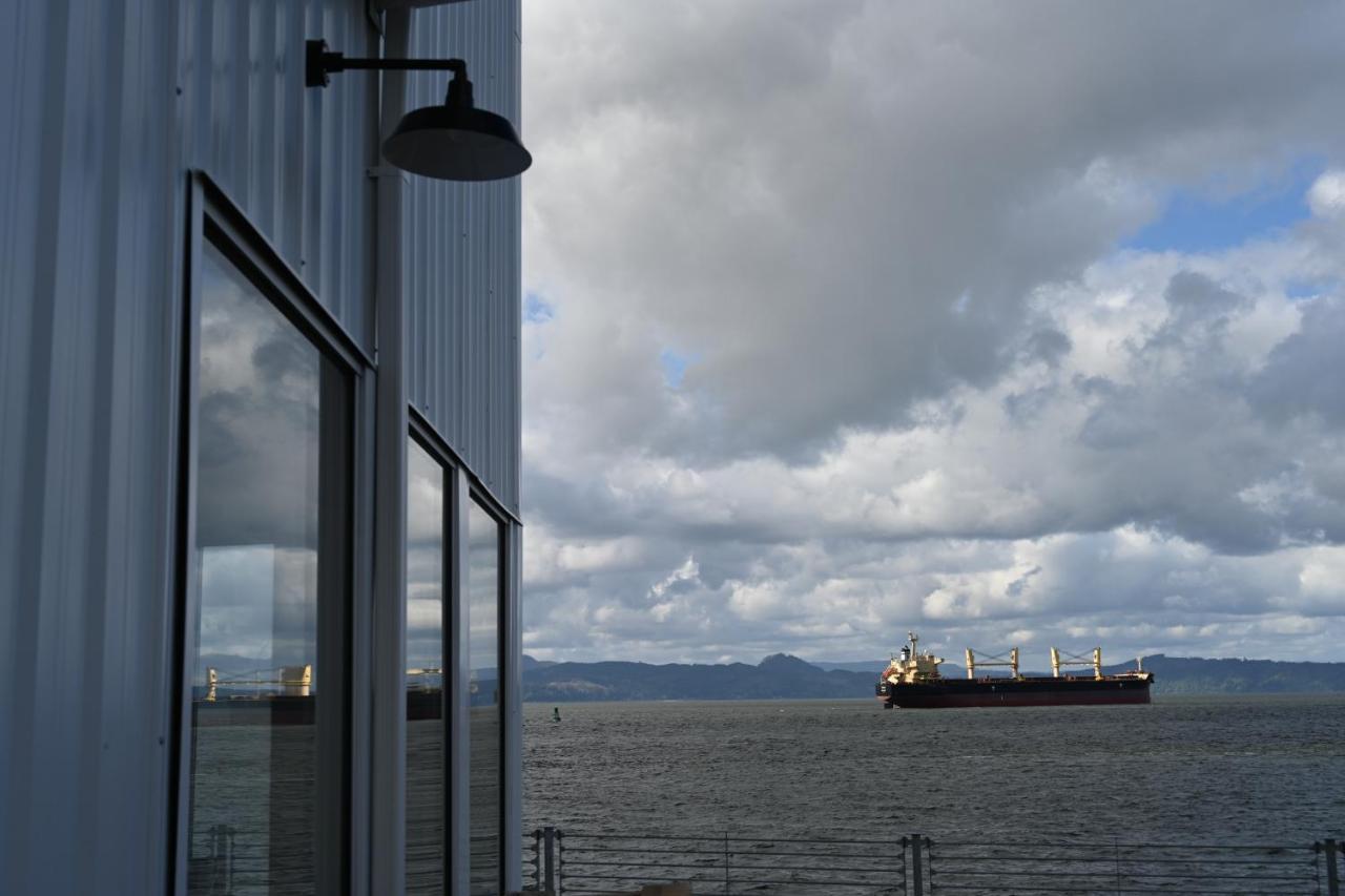 Bowline Hotel Astoria Exteriör bild