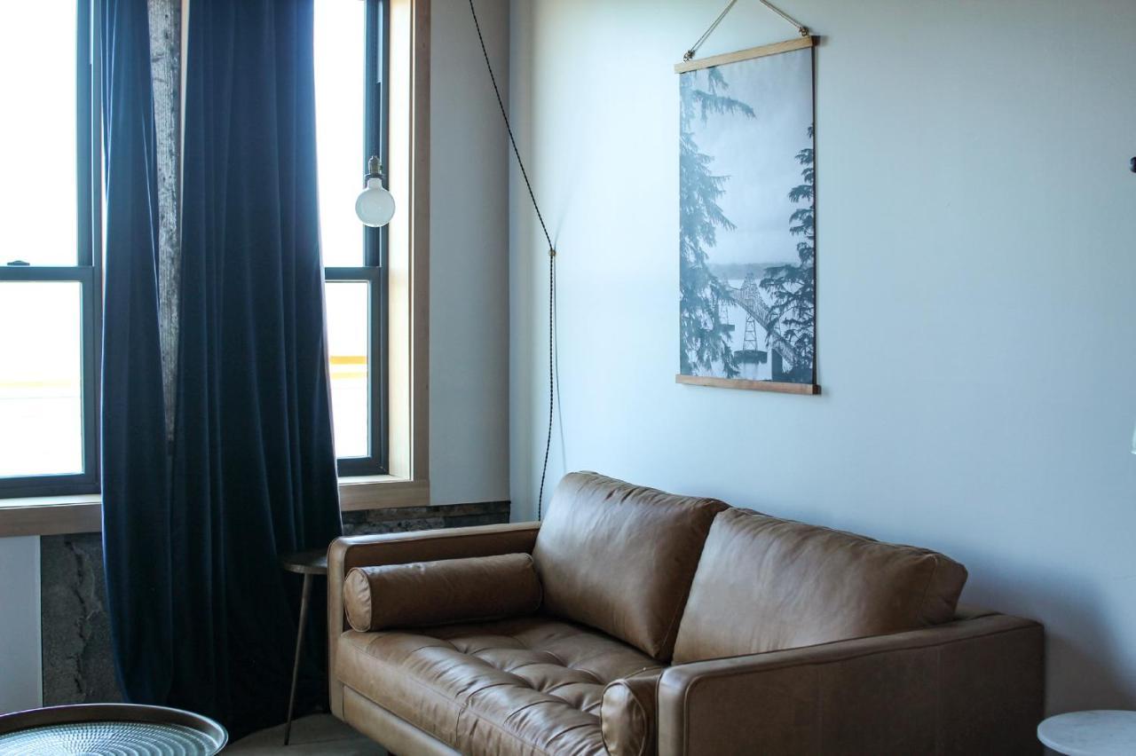 Bowline Hotel Astoria Exteriör bild