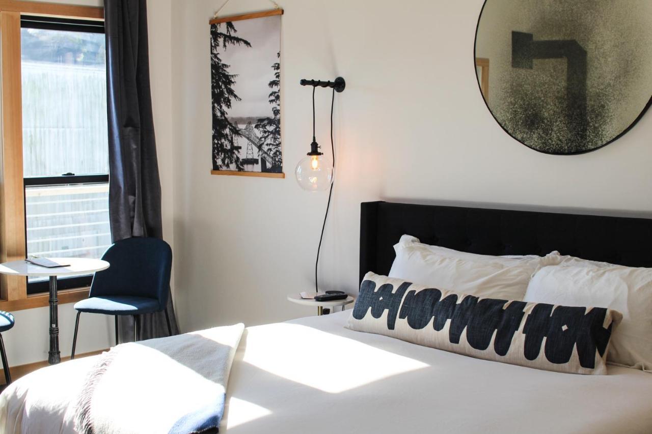 Bowline Hotel Astoria Exteriör bild