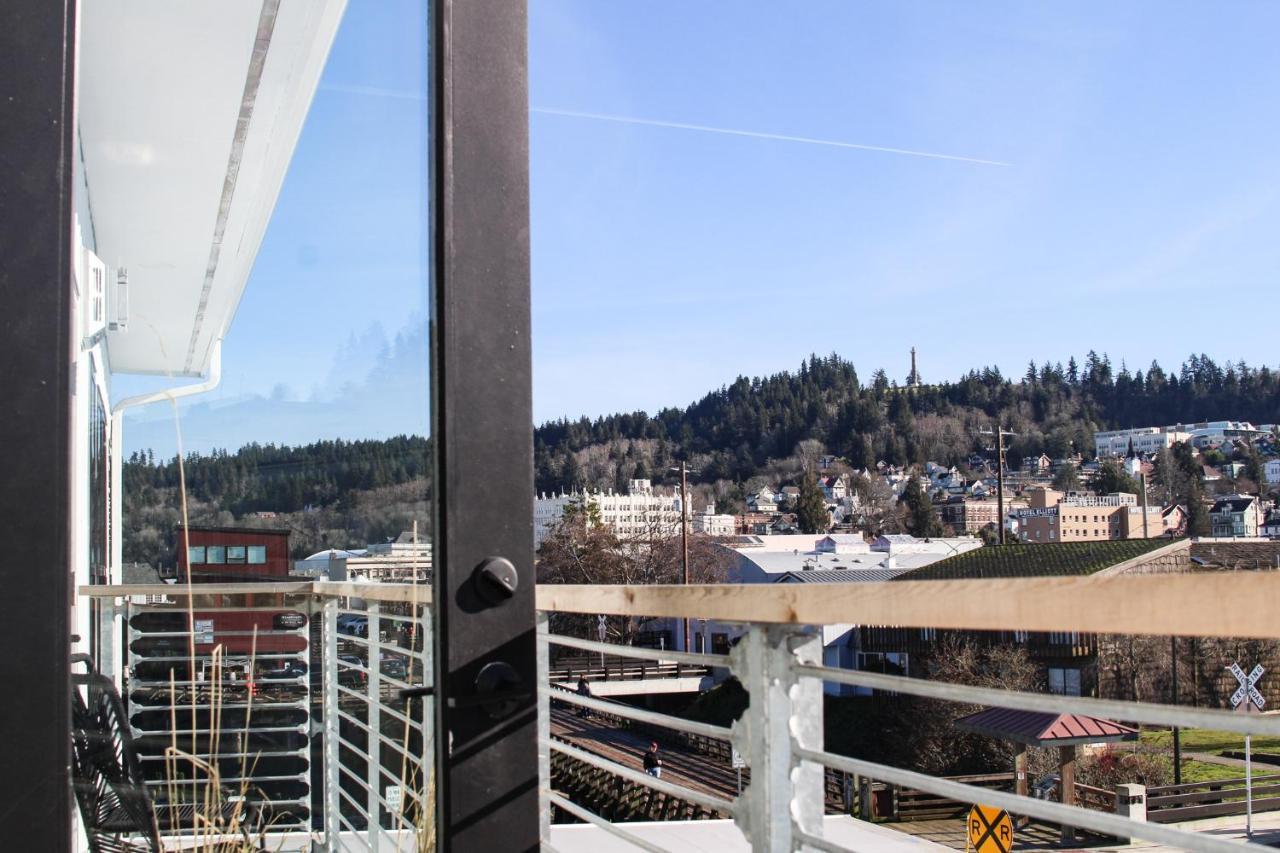 Bowline Hotel Astoria Exteriör bild